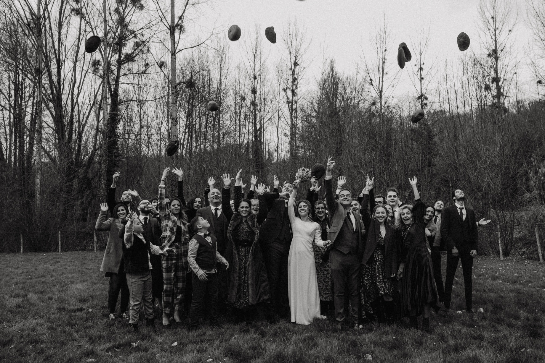 photo de groupe originale mariage peaky blinders sarthe