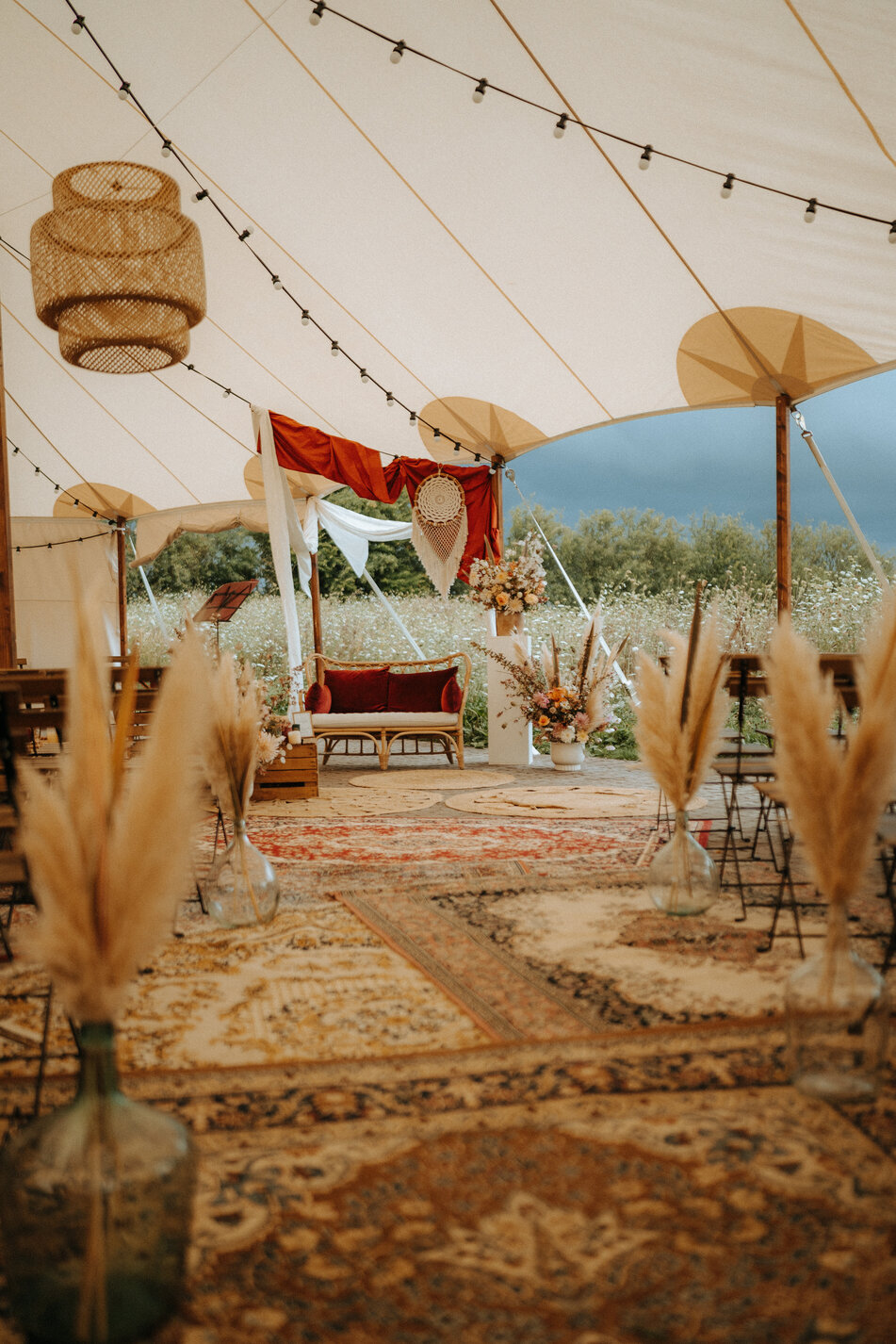 tente bohème lieu de réception mariage orne