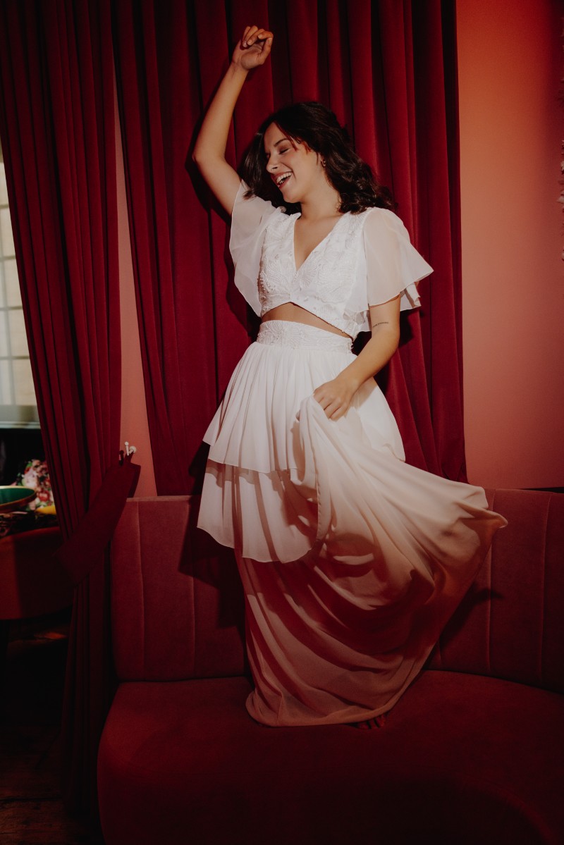 Robe de mariage civil éthique et réutilisable tissus ecoresponsable