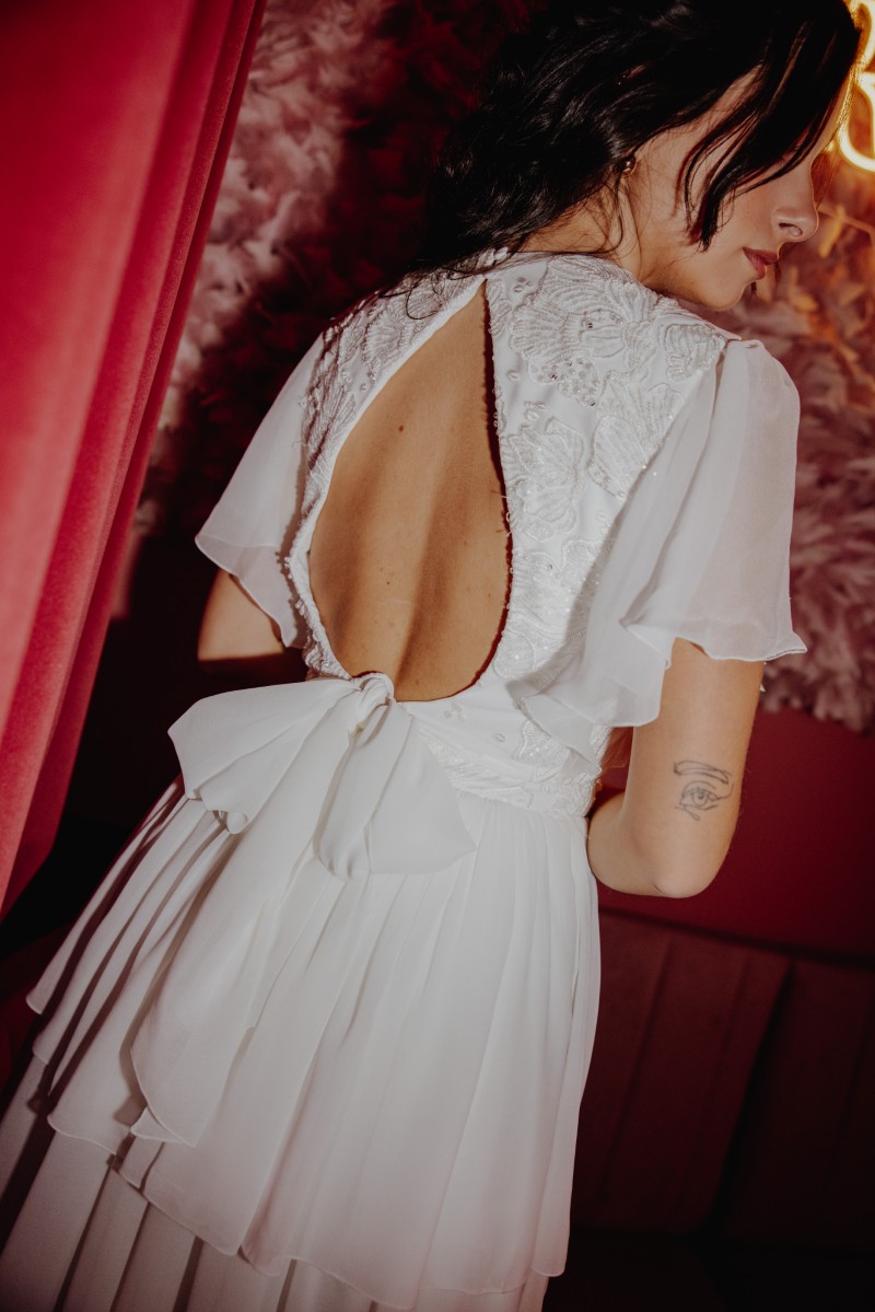 Robe de mariage civil éthique et réutilisable tissus ecoresponsable