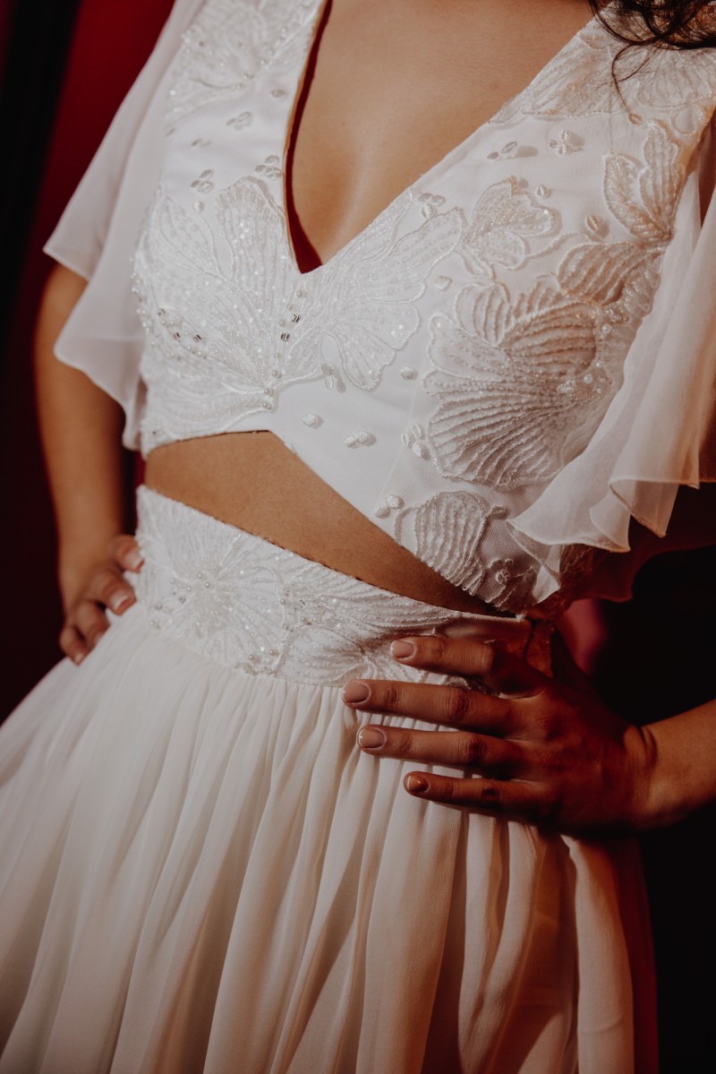 Robe de mariage civil éthique et réutilisable tissus ecoresponsable