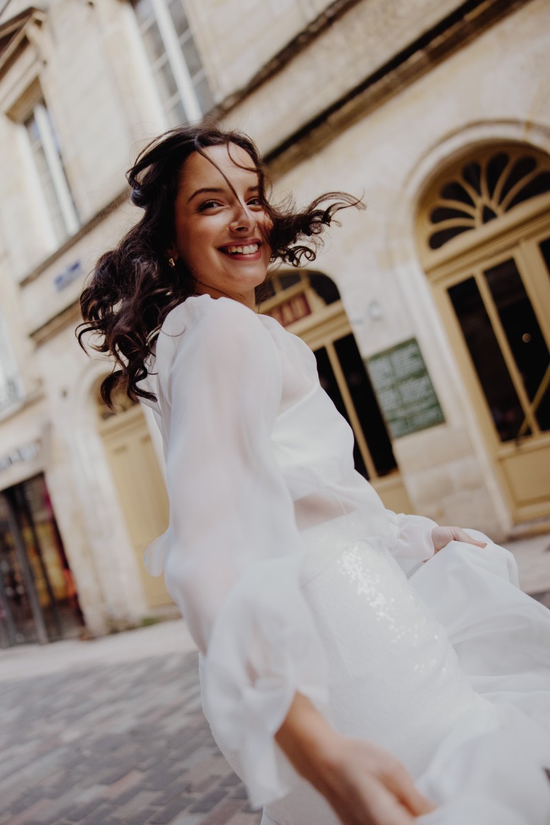 Robe de mariage civil éthique et réutilisable en tissu ecoresponsable