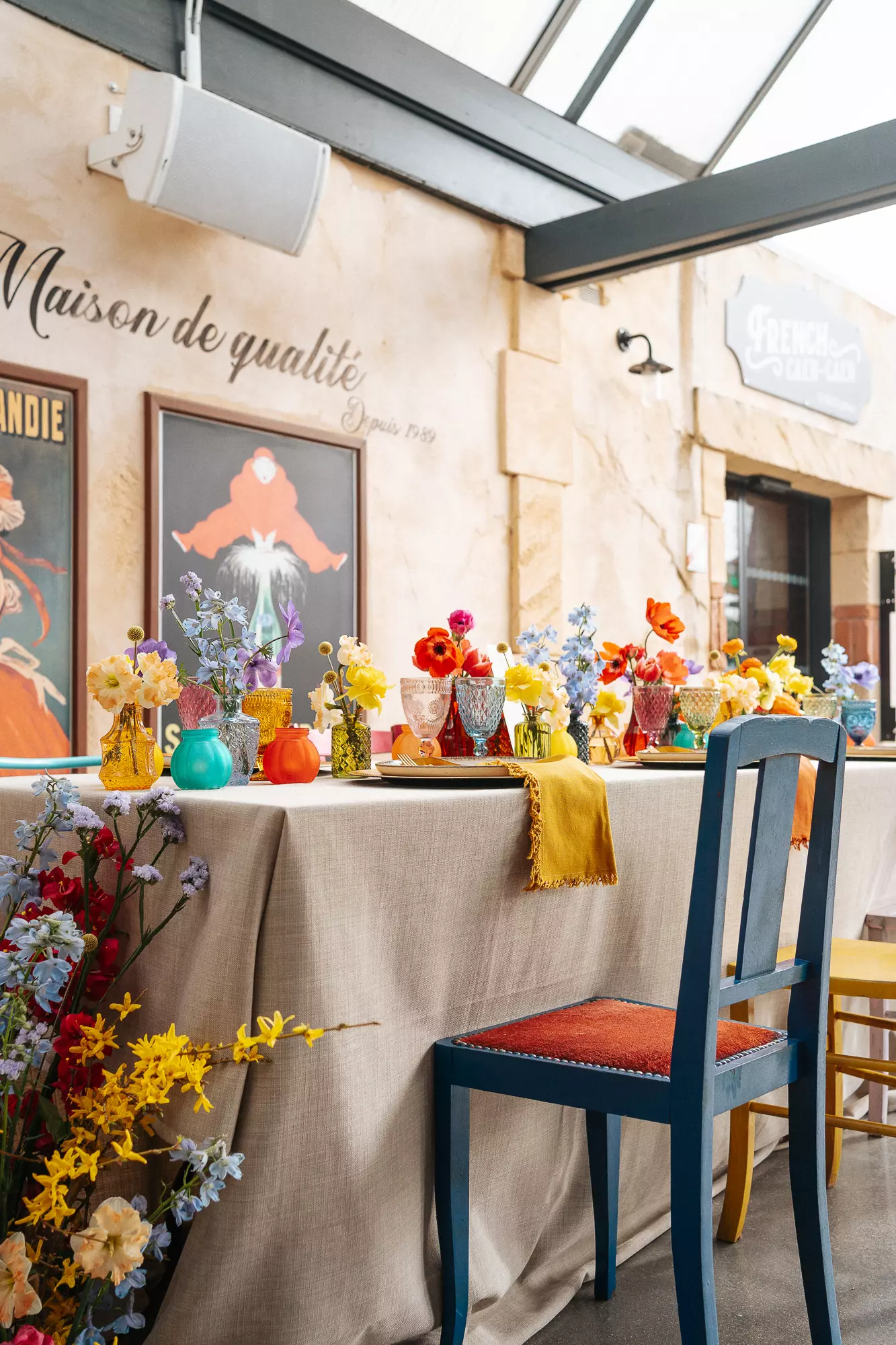Table festive de mariage pour un shooting à Festyland Normandie