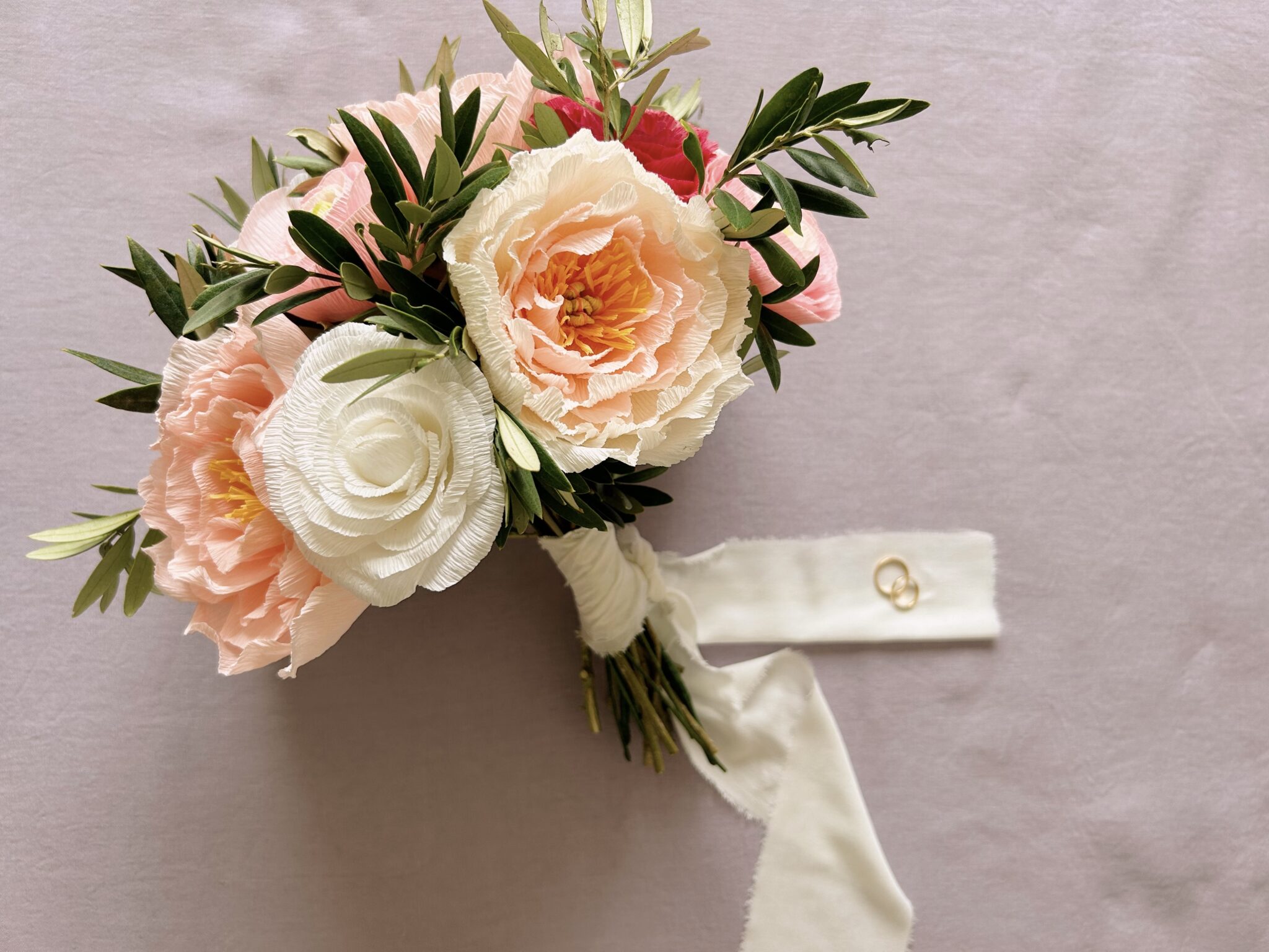 bouquet de mariée en fleurs en papier, bouquet durable