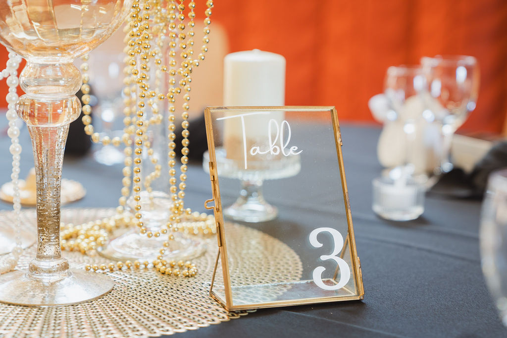 mariage surprise décoration de table thème gatsby le mans