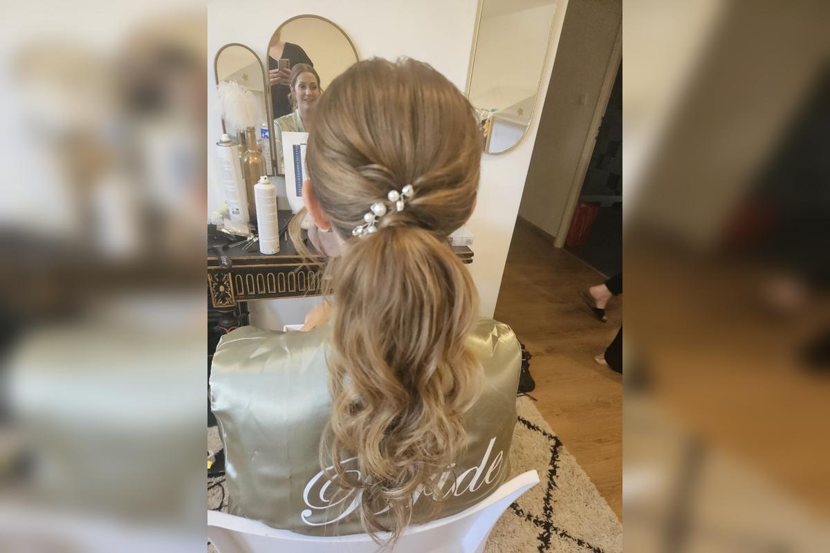 Attache floue élégante pour mariage à Bordeaux