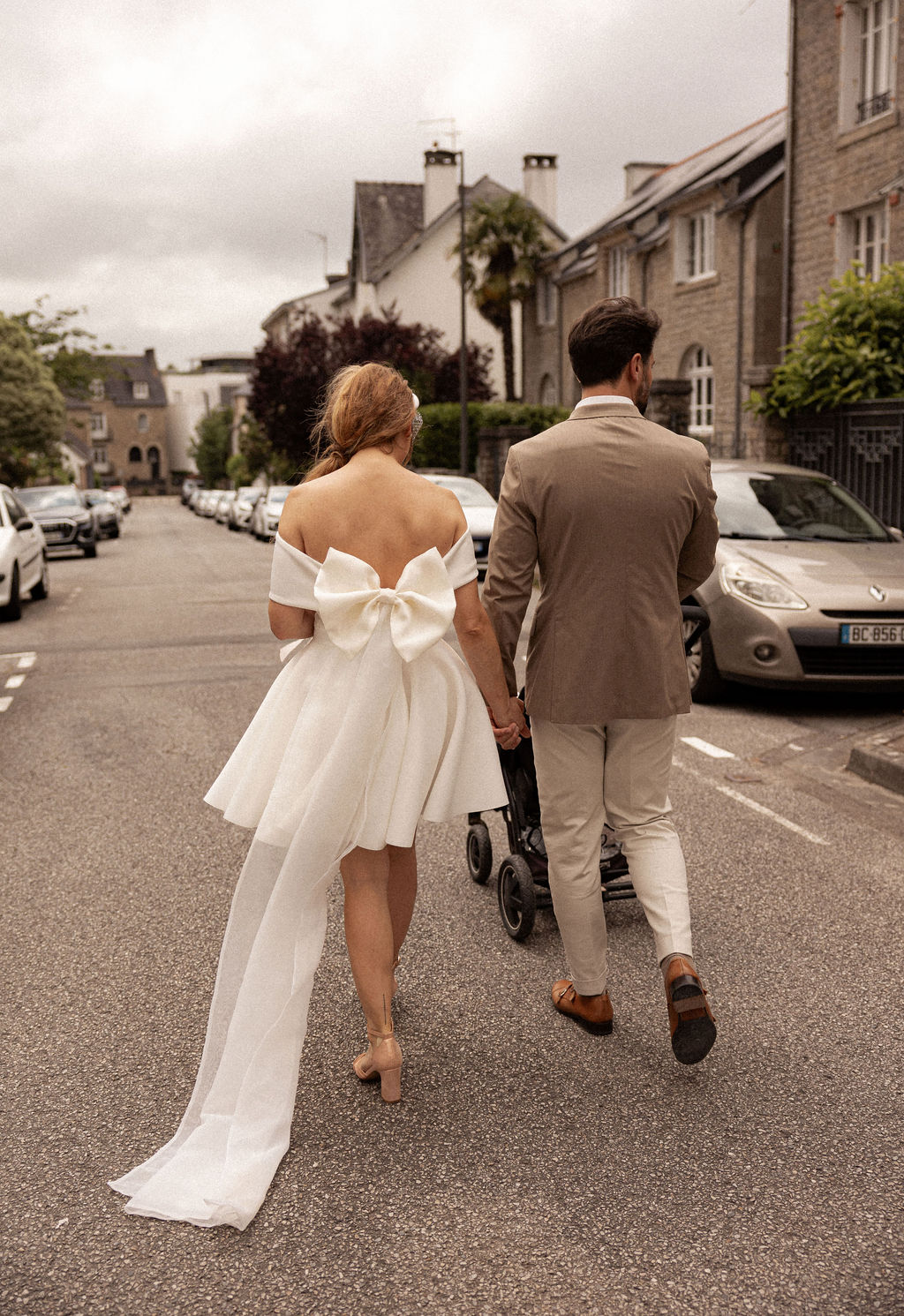 robe de mariee moderne civil mairie