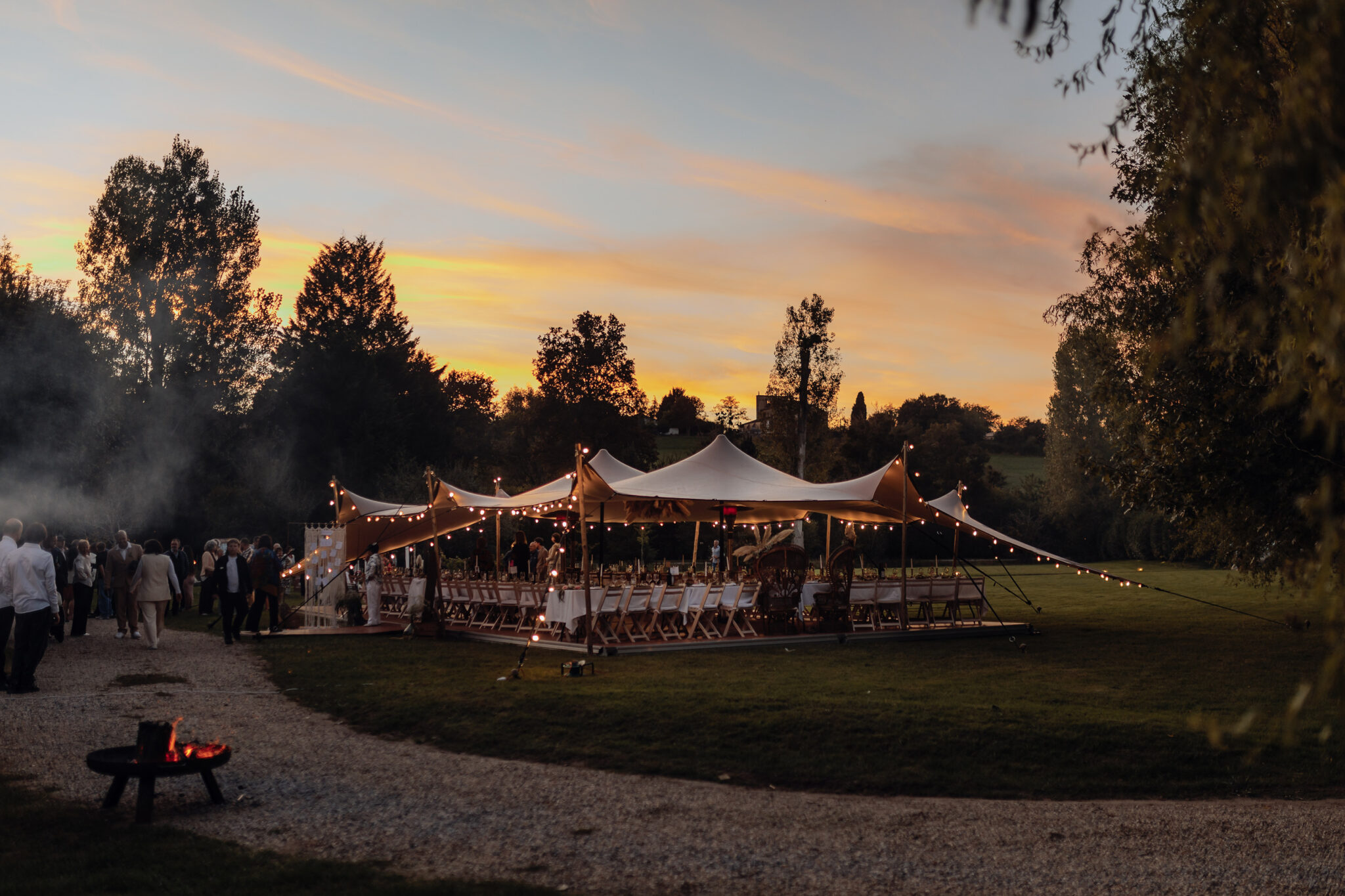 mariage ambiance feu de bois et grillades