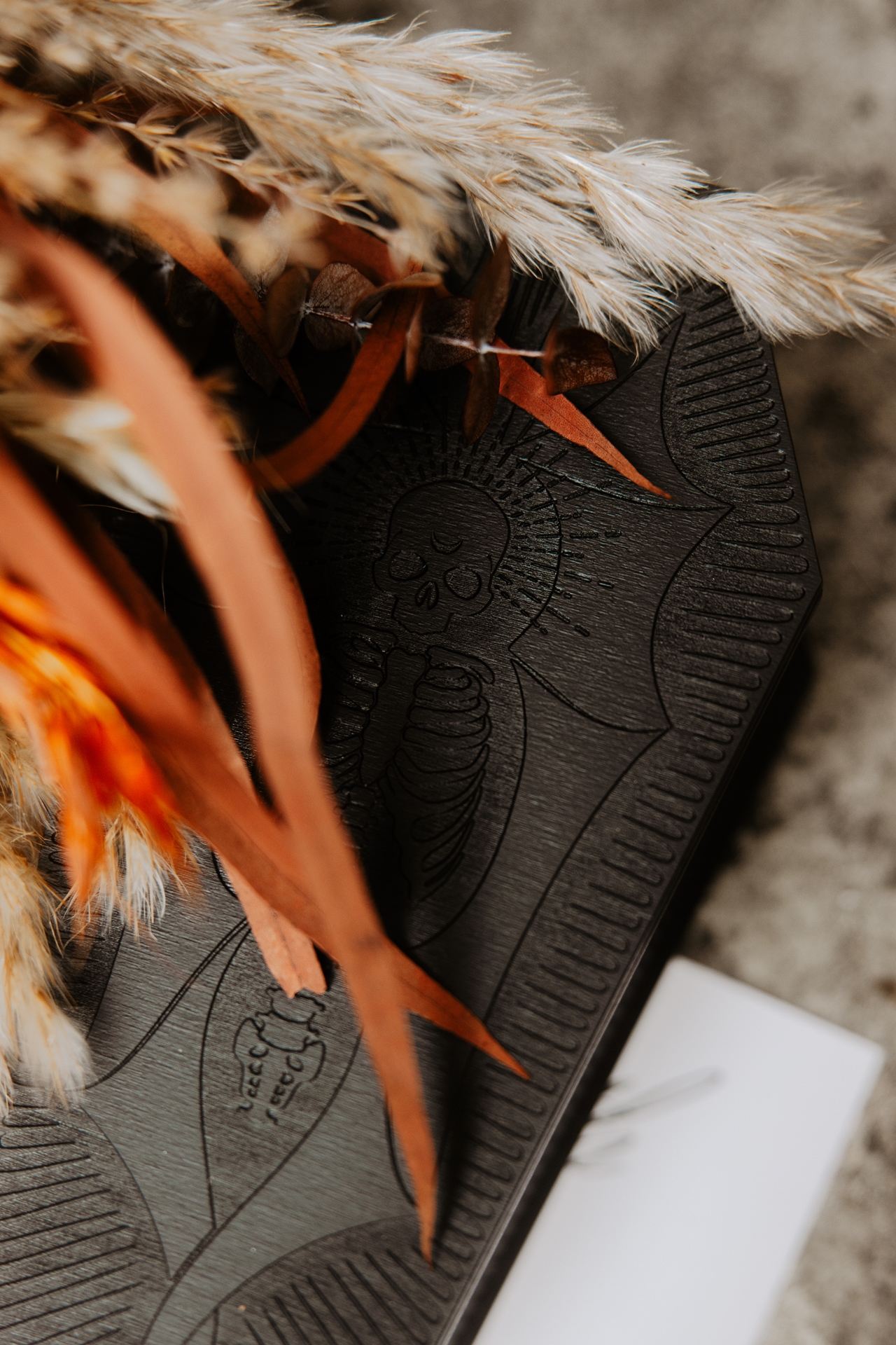 Porte alliance mariage gothique noir