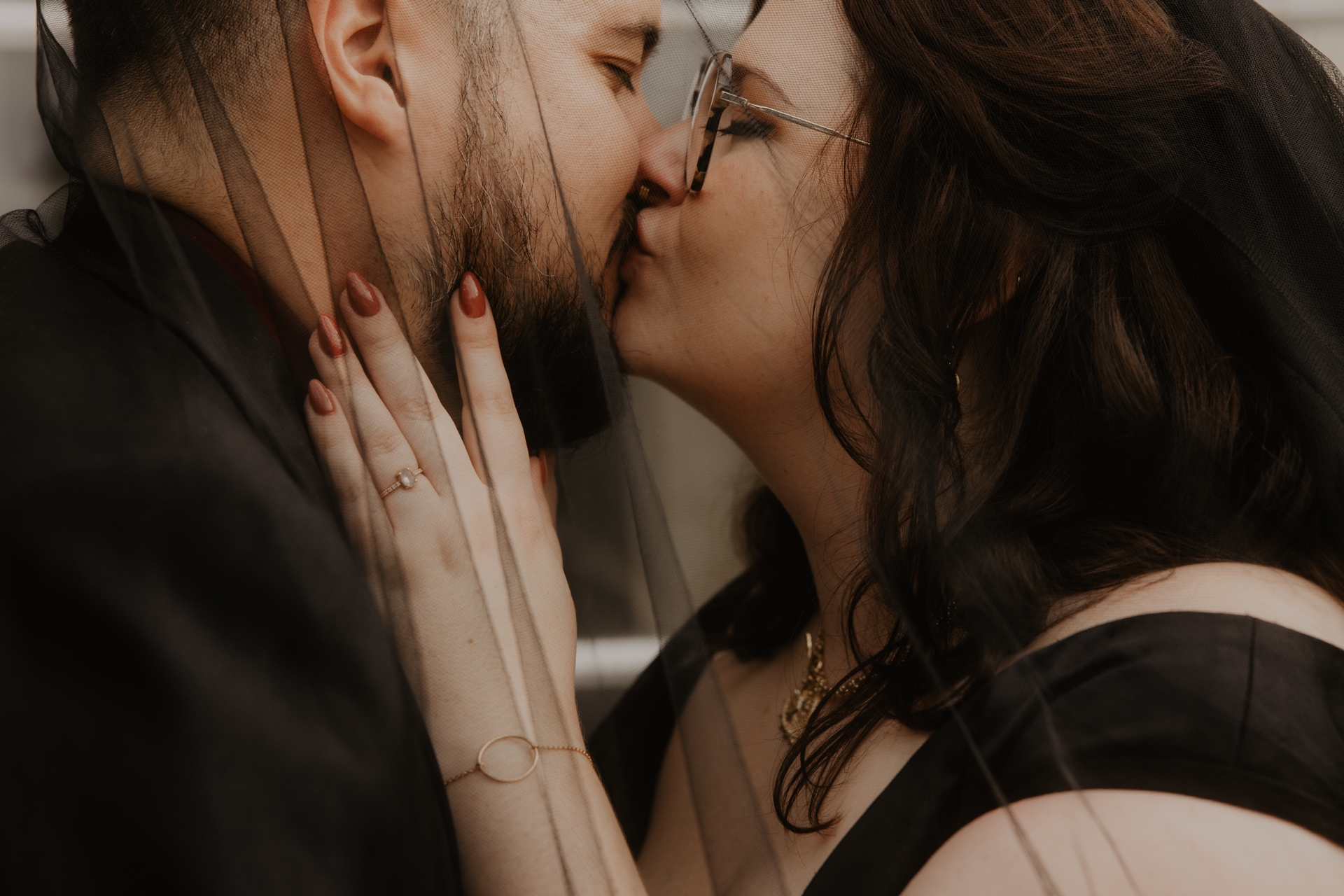 Portrait de couple mariage original Bordeaux