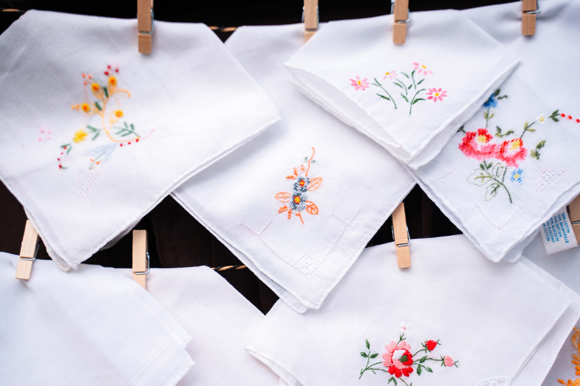 broderie mouchoir cadeau invites mariage angers