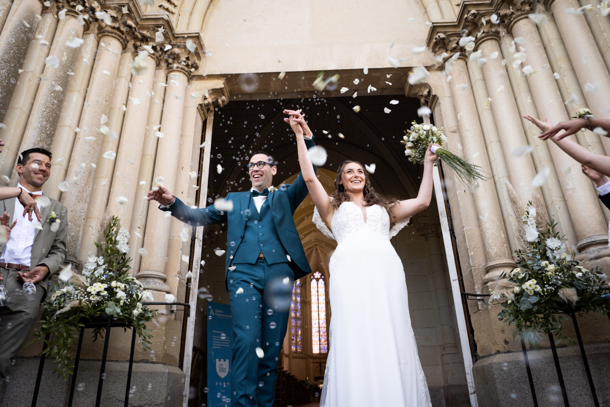 photo sortie eglise ceremonie religieuse angers