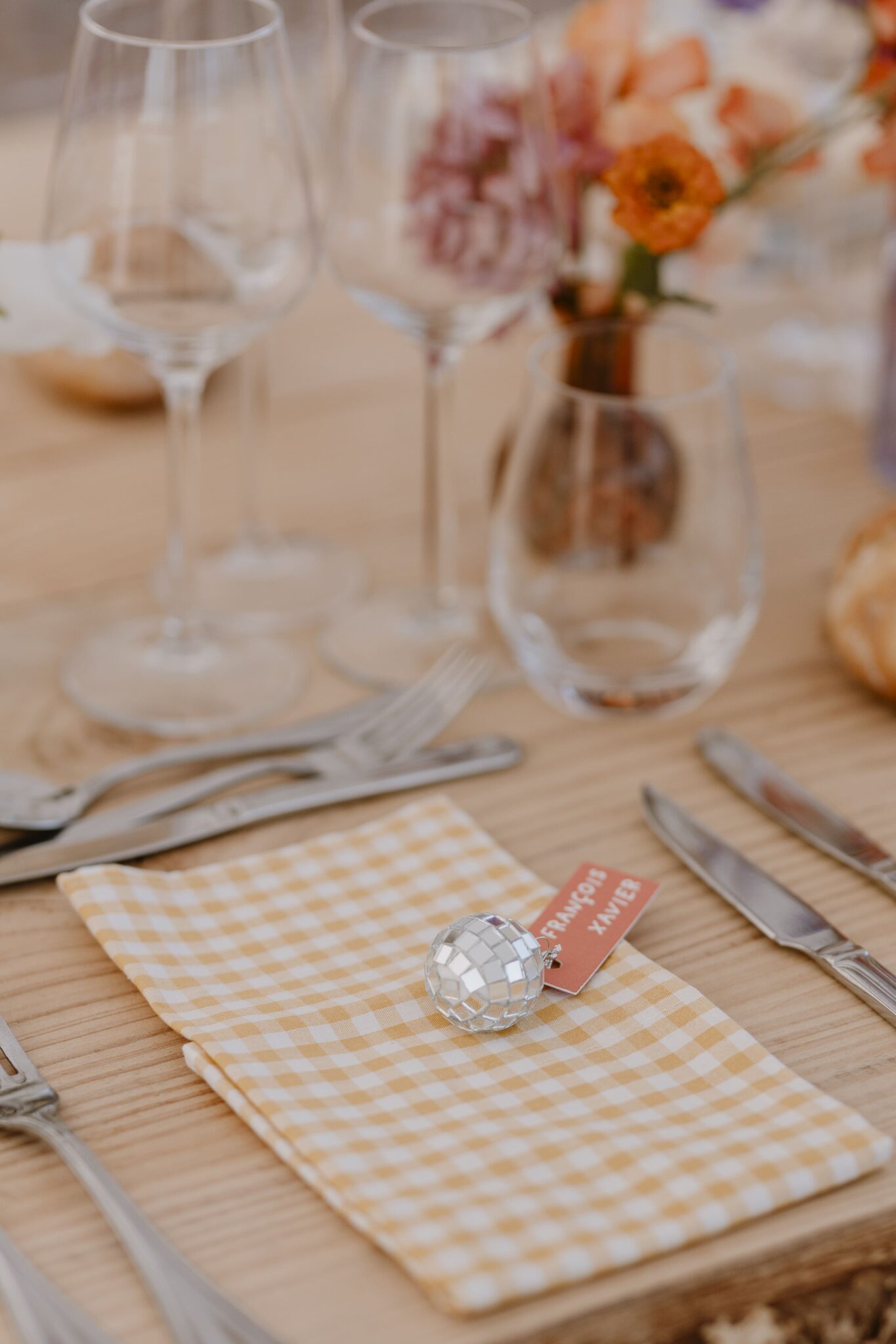 marque place boule à facettes thème disco festival mariage sarthe