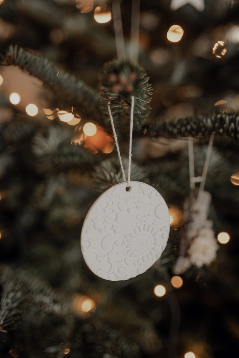 décoration de sapion originale et écoresponsable pour un mariage de noel