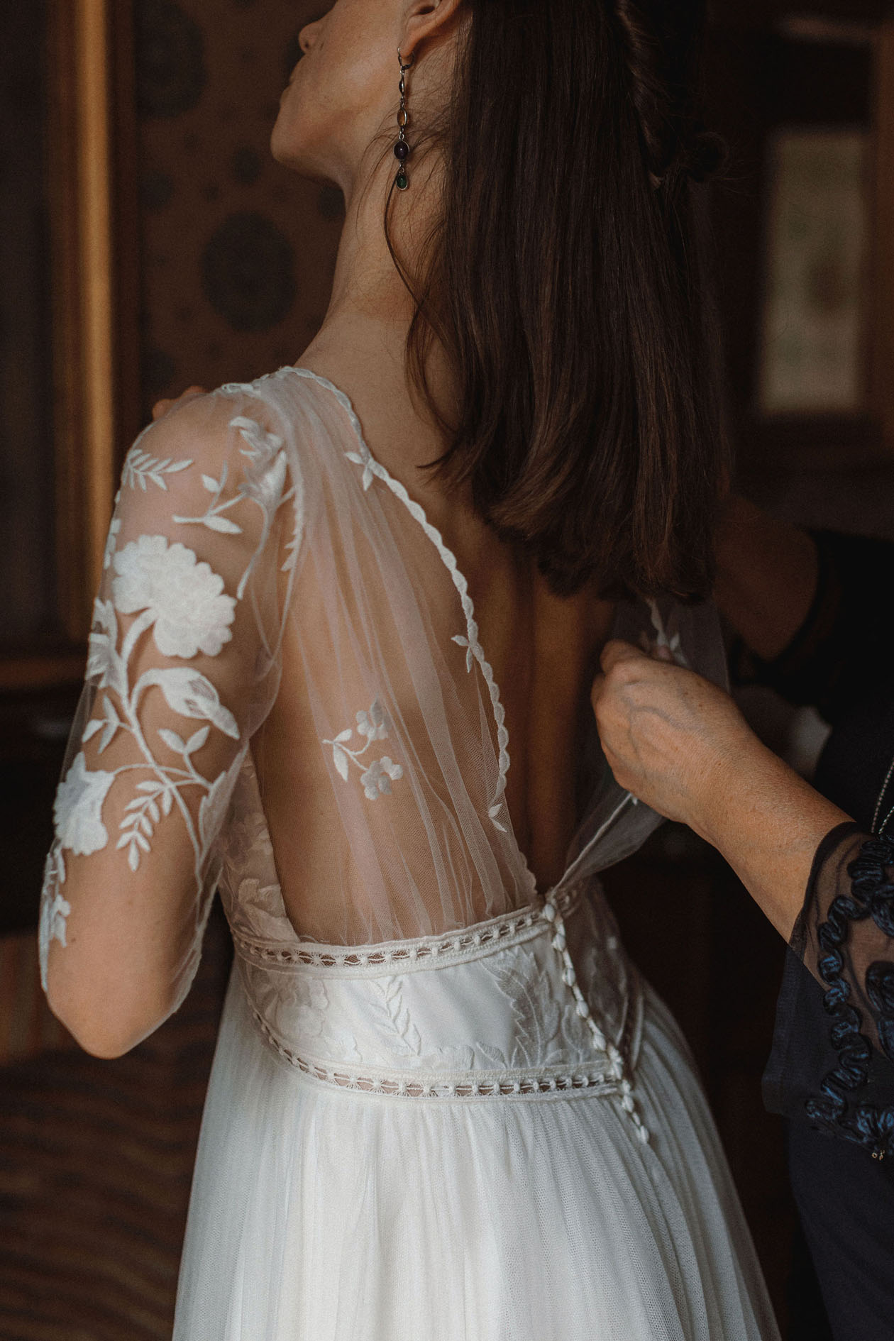 robe de mariee dentelle guipure borderie manches angers