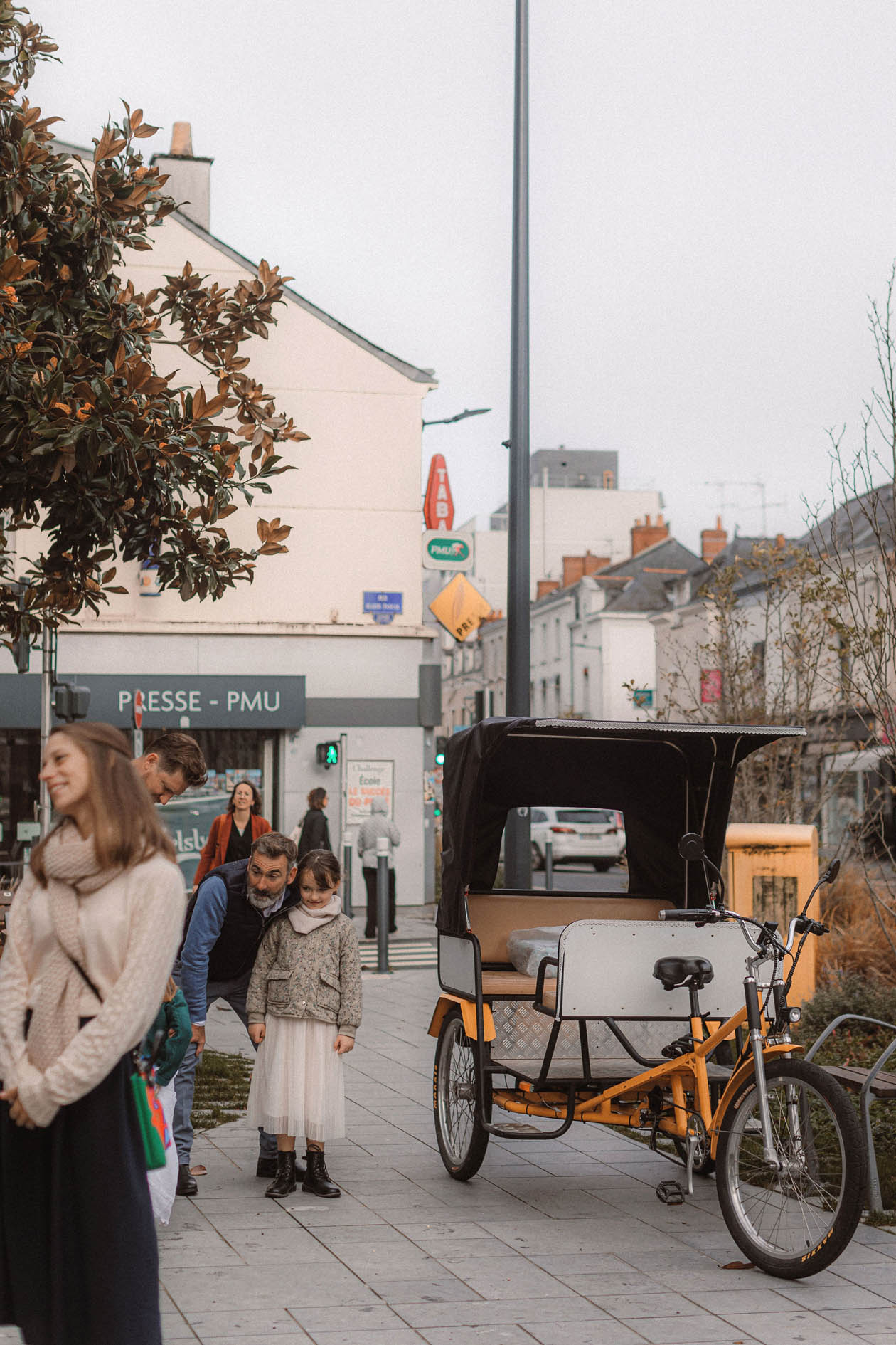 place de la madeleine eglise mariage angers